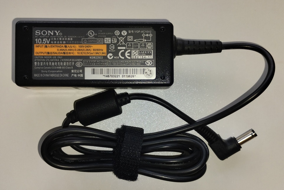     Sony VGP-AC10V2 (10.5V 1.9A, 4.8x1.7)